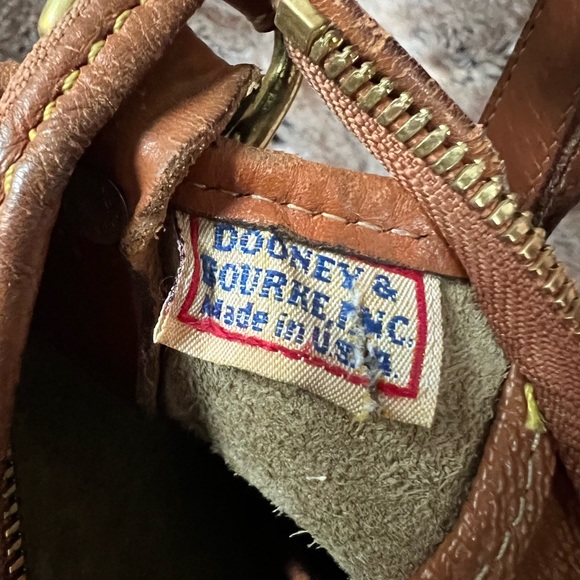 Vintage Dooney and Bourke purse - Picture 4 of 4